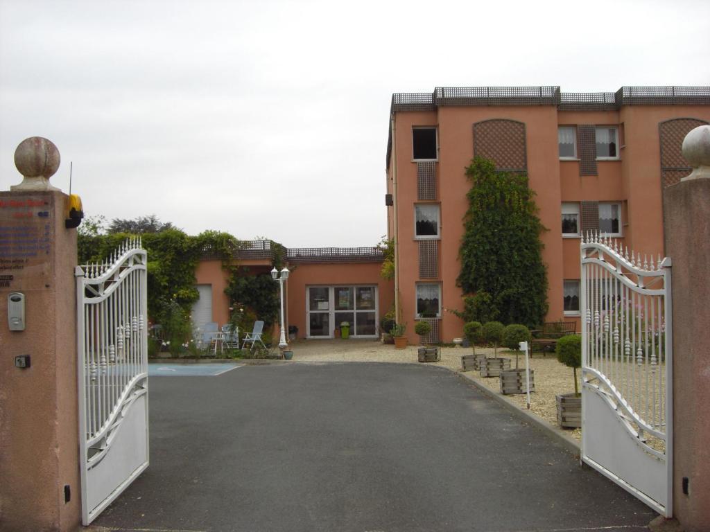 Hotel Au Sans Souci Chinon Eksteriør billede